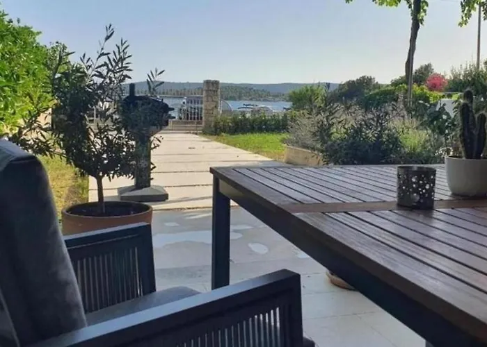 By The Sea Turanj, Biograd - 25338 Apartment *